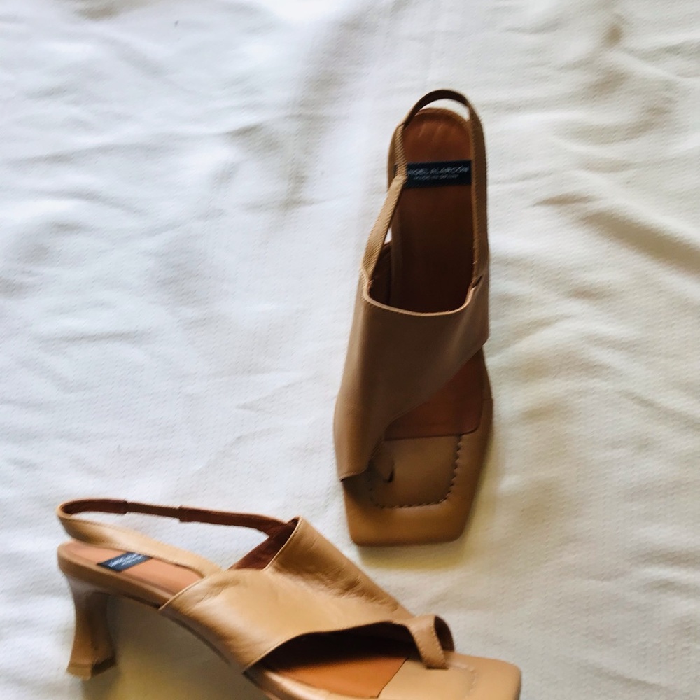 Ángel Alarcón Tan Heeled Sandals - Picture 3 of 9